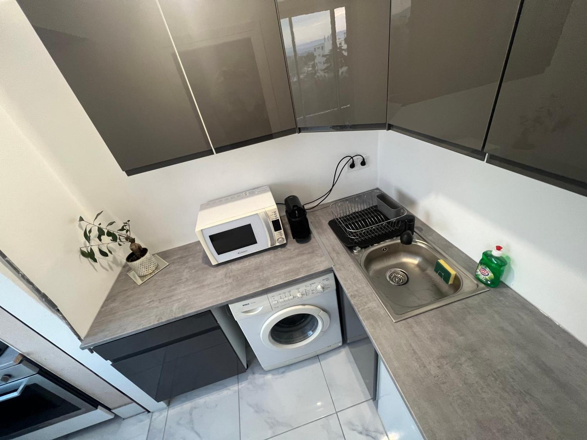 Studio 4 Couchages A 12 Min De La Plage A Pied Avec Wifi, Le Parking, Linge De Lits, Et Serviettes Sont En Option Antibes Exterior foto